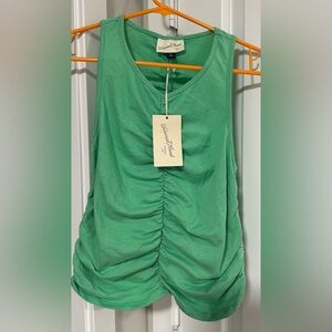 UNIVERSAL THREAD, size MEDIUM, green, sleeveless tank top. NWT.